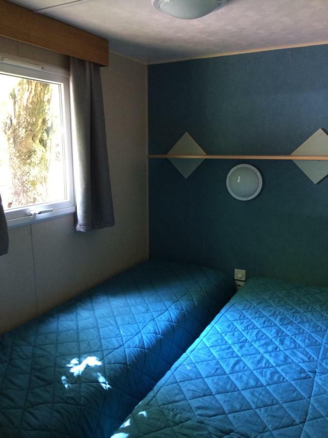 Camping La Chataigneraie Gravieres Стая снимка